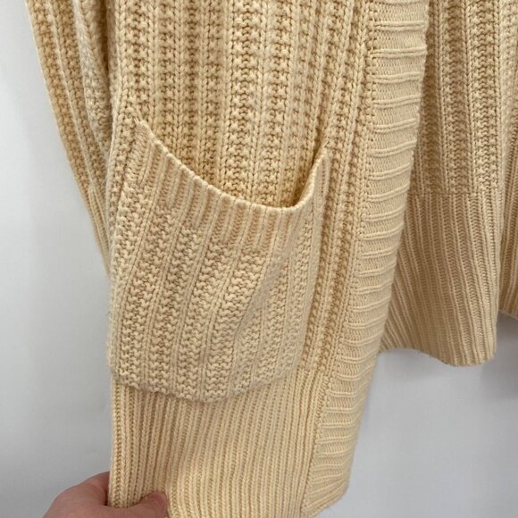 VICI Oatmeal creme soft Chunky Knit Pocketed‎ Cardigan S/M Grandpa Oversized - Picture 4 of 5